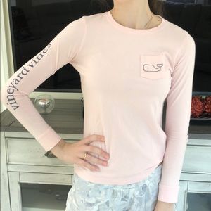 Light pink vineyard vines longsleeve
